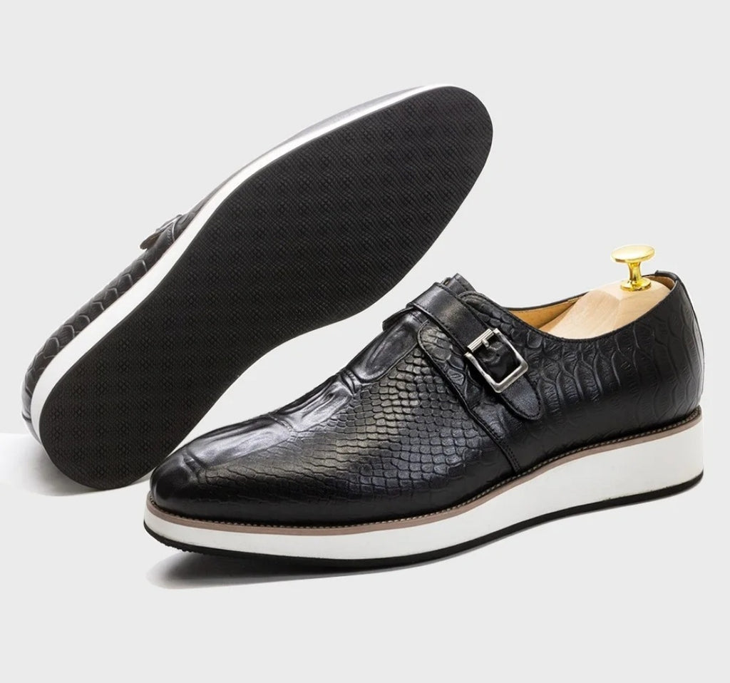 Chaussure cuir type Crocodile