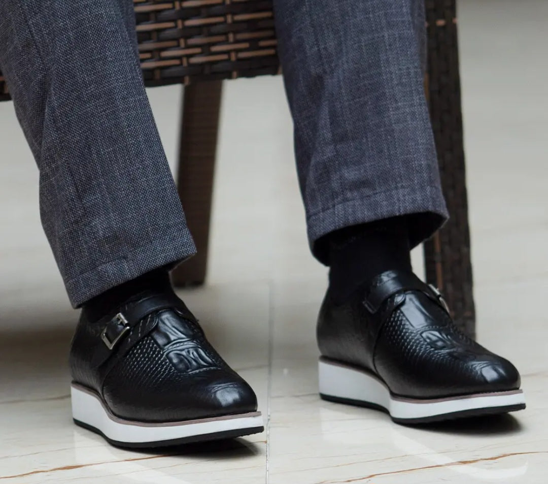 Chaussure cuir type Crocodile